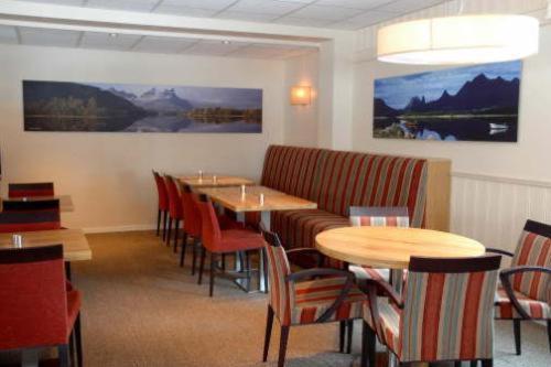 Hamaroy Hotel Innhavet Екстериор снимка