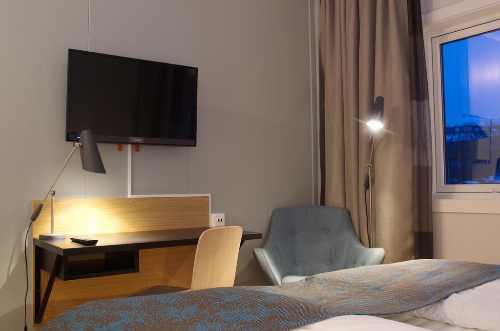 Hamaroy Hotel Innhavet Екстериор снимка